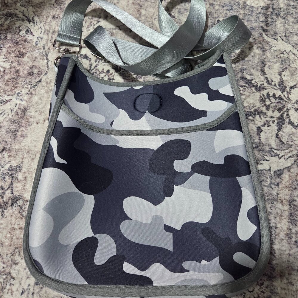 AH Dorned Crossbody Bag